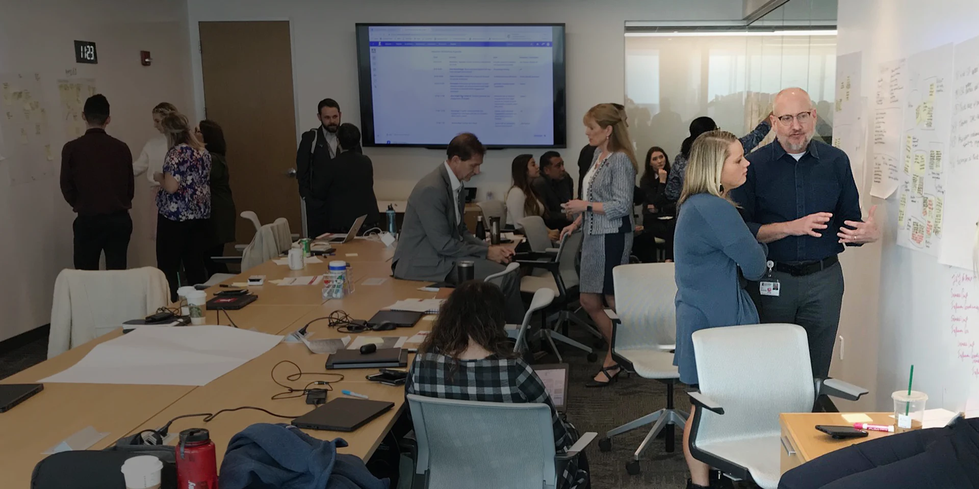 Photo of Jay Perdue facilitating a design thinking workshop